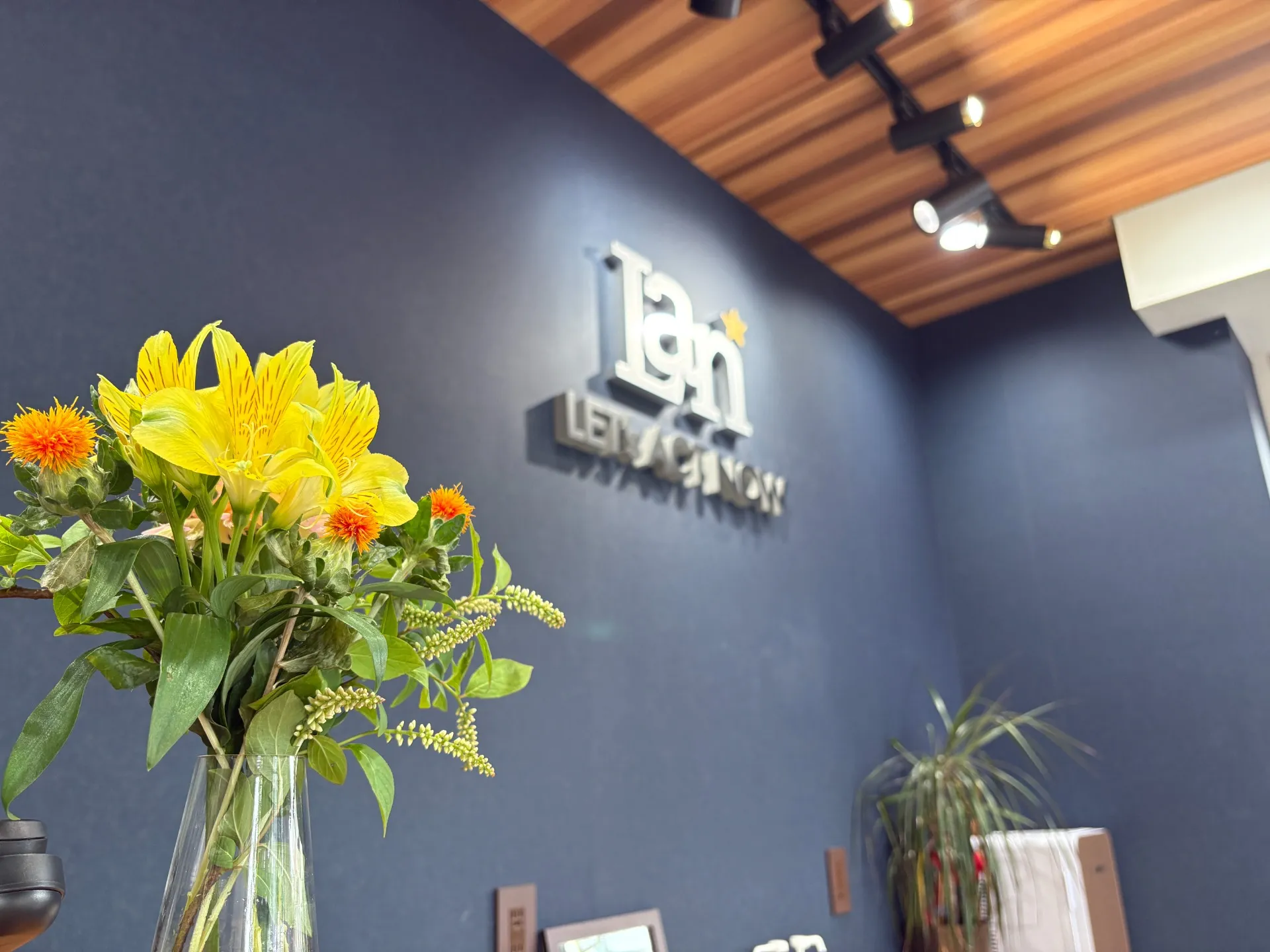 南林間駅徒歩3分のクルマ屋ではたらく事務及び経理補助《アルバイト・パート》の募集